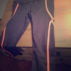 Cropped workout pants from f21 size M